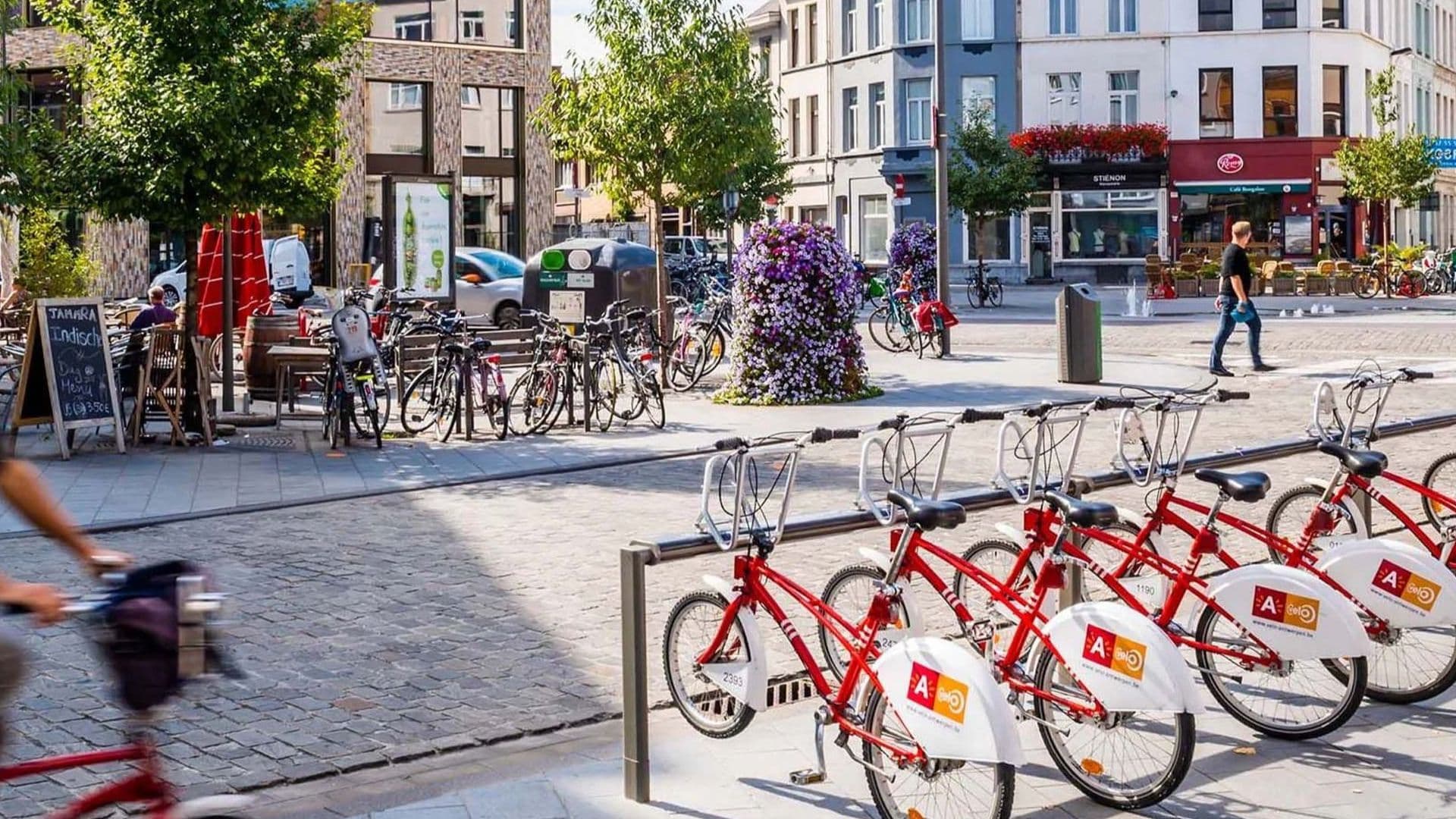 How to get around Antwerp